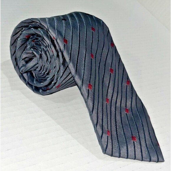 Brioni Striped Tie Silver Hand Made 100% Silk Tie Italy Mens Luxury 3.5 X 58 - Picture 2 of 14